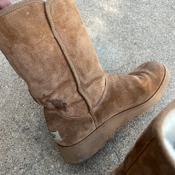 Ugg Boots - Picture 6 of 6